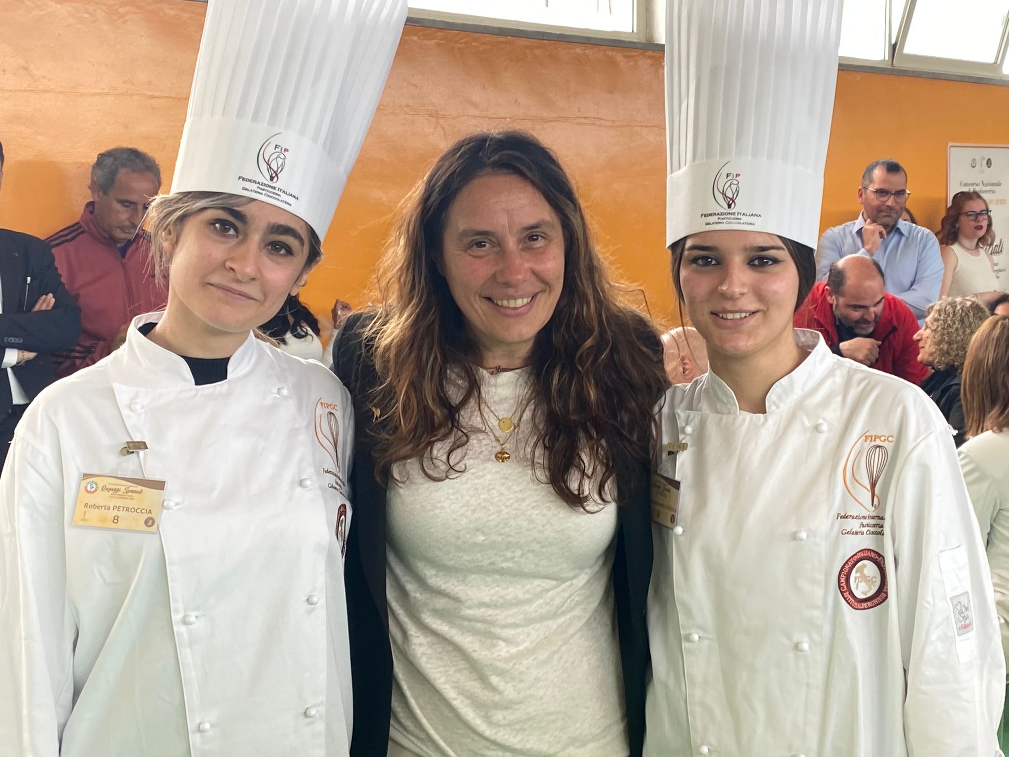 Studentesse dell’Ipsar “Le Streghe” vincono il concorso nazionale di pasticceria “Ragazzi speciali”