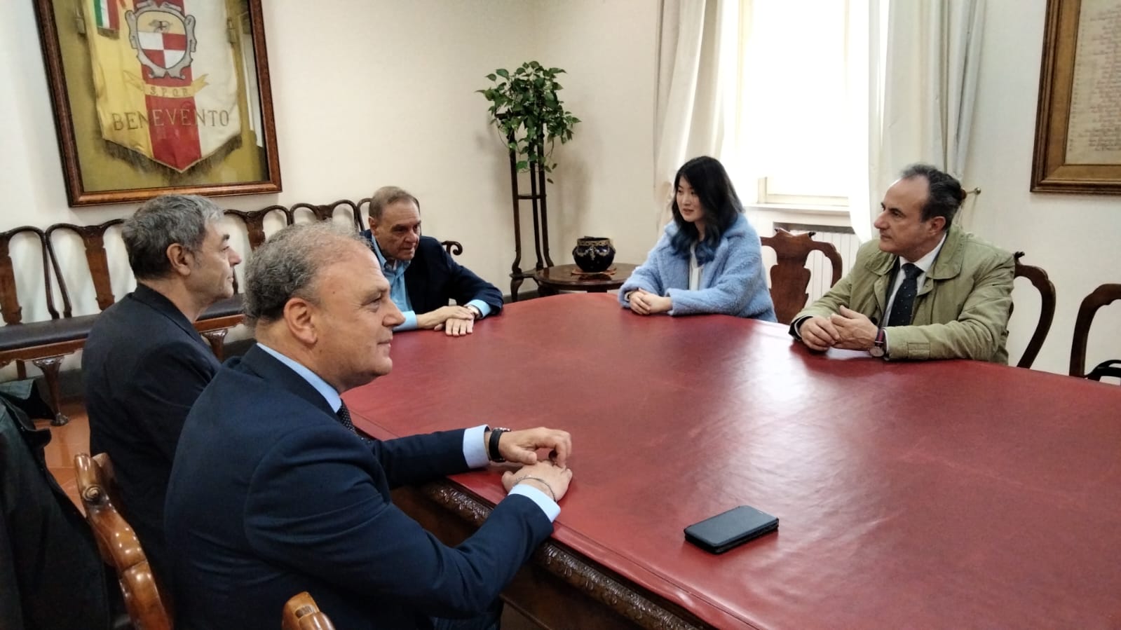 Aggressione a ragazzi cinesi, le scuse della città