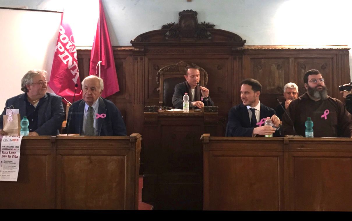 Il 28 maggio Pietrelcina si illumina con la fiaccolata di “Una Luce per la Vita”