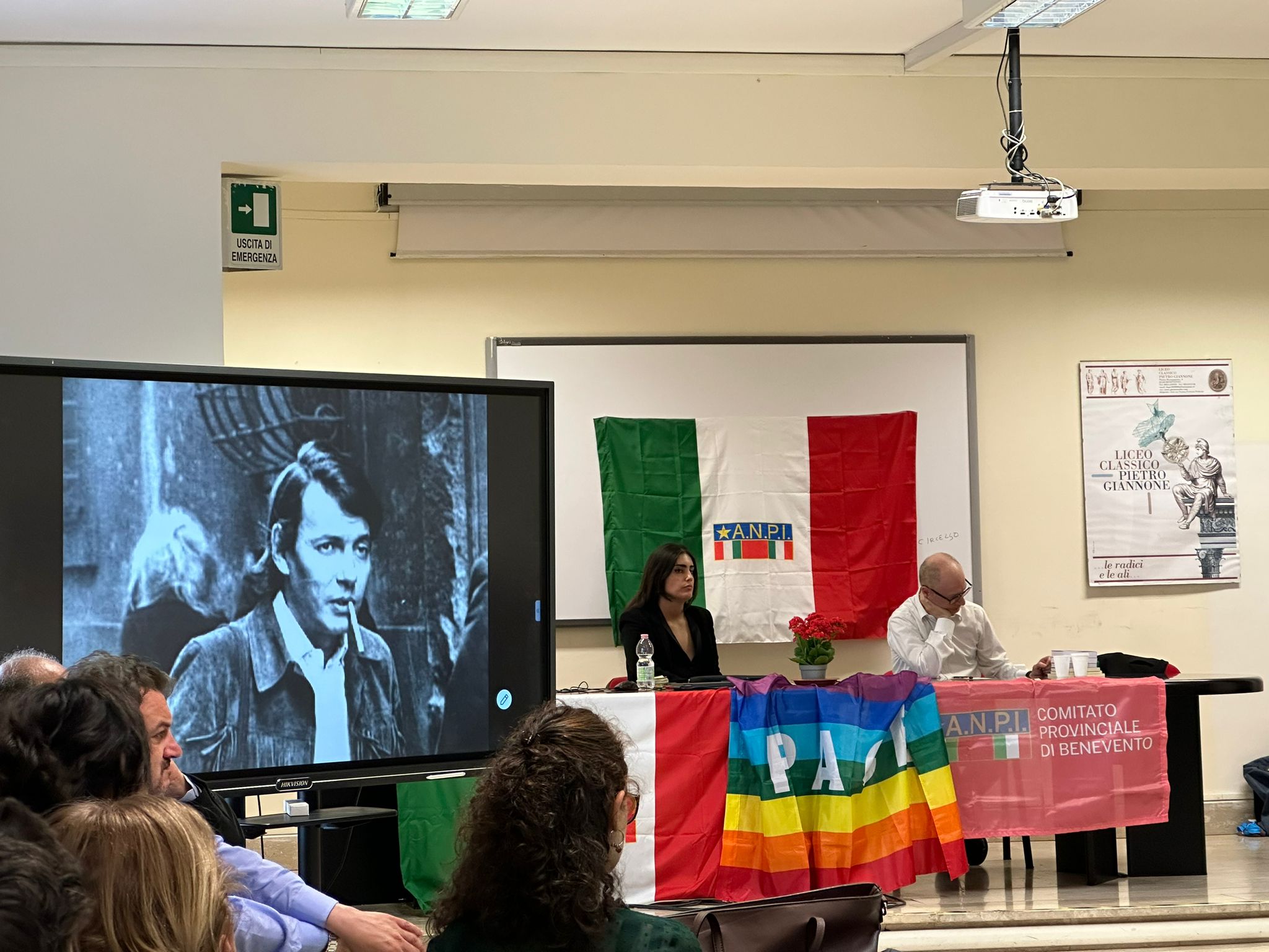 Al liceo classico di Benevento presentato il libro “La filosofia di Fabrizio De André”