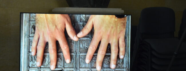 Consegna della Stampa tattile della porta di bronzo del Duomo di Benevento