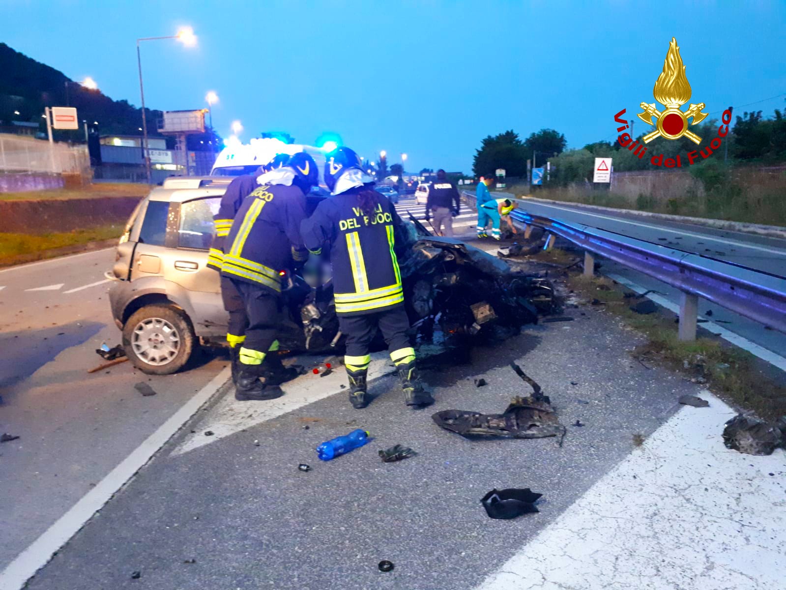 Incidente mortale all’uscita del casello Av Est, morta 45enne