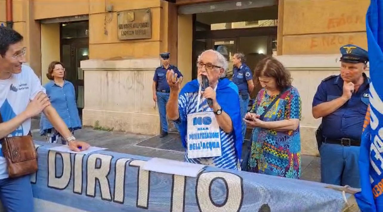 Acqua Pubblica, Padre Zanotelli: fermiamo la privatizzazione