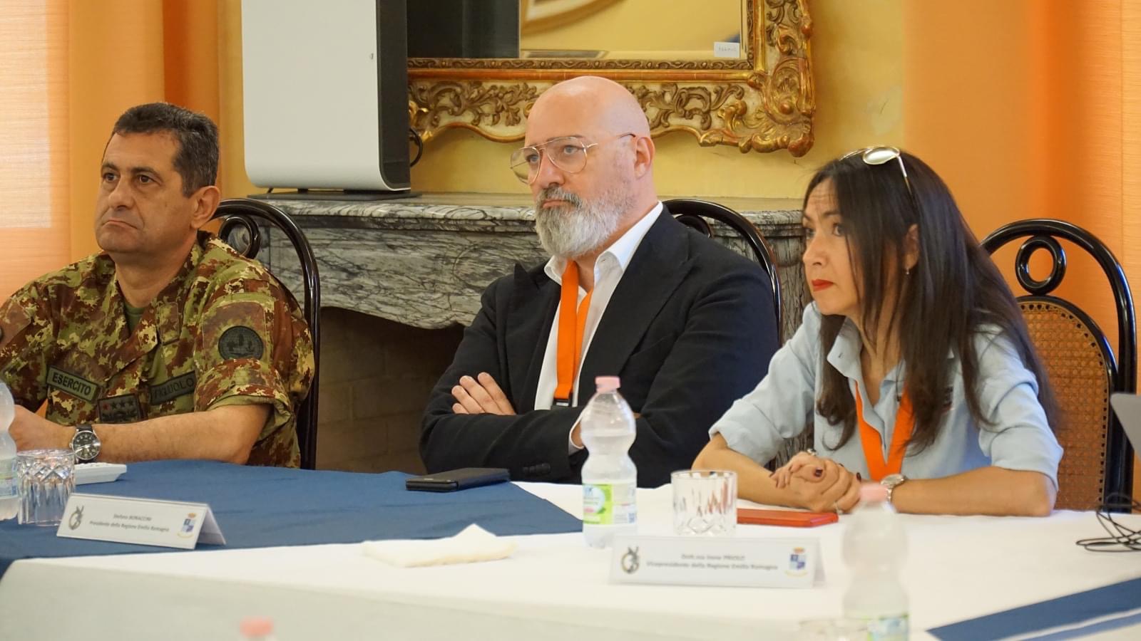 Figliuolo: “La Romagna non sarà un’altra Irpinia”. Scoppia la polemica