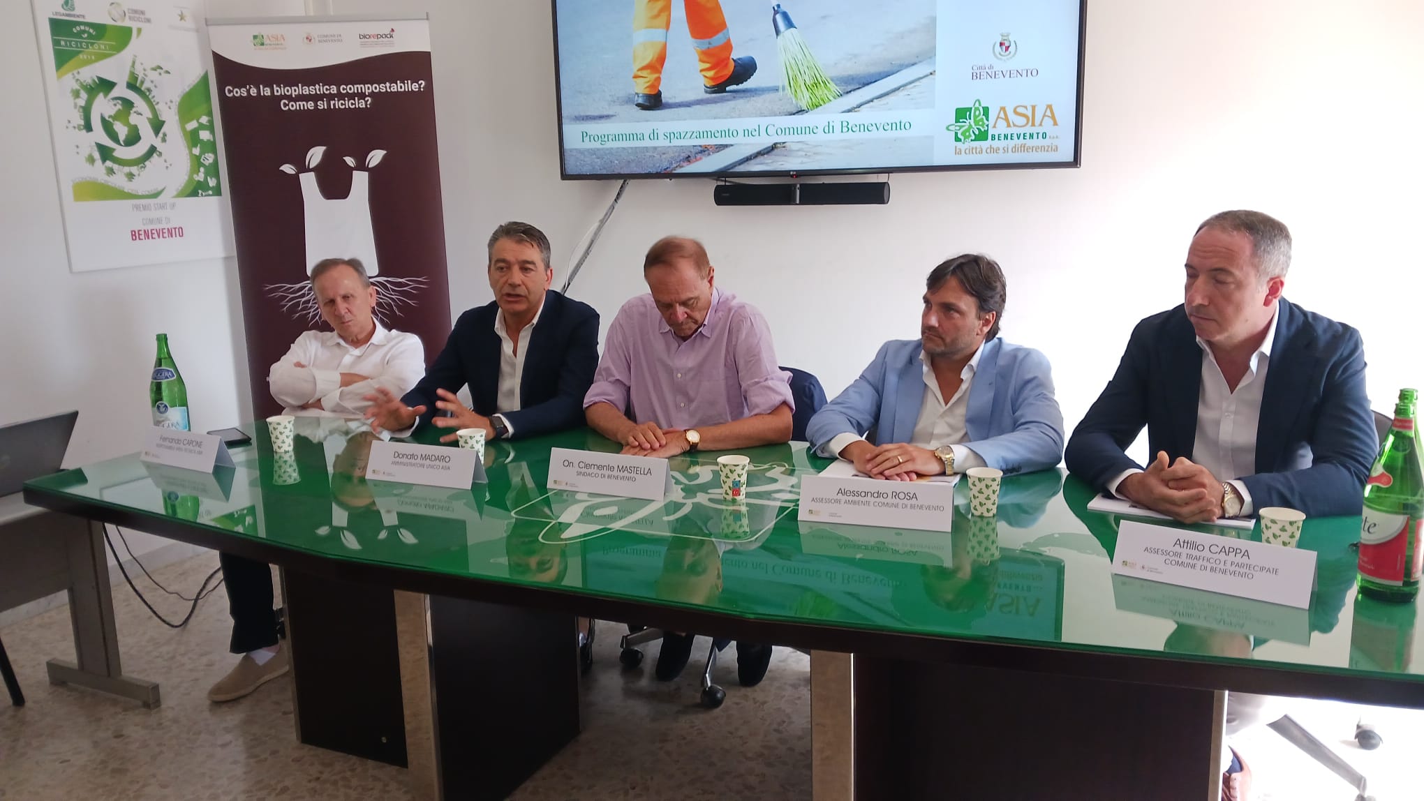 Asia, presentato il nuovo servizio di spazzamento in citta’