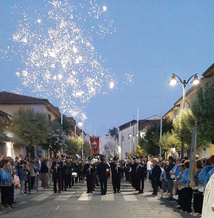 A Cesinali grande successo per il concerto della Fanfara dei Carabinieri