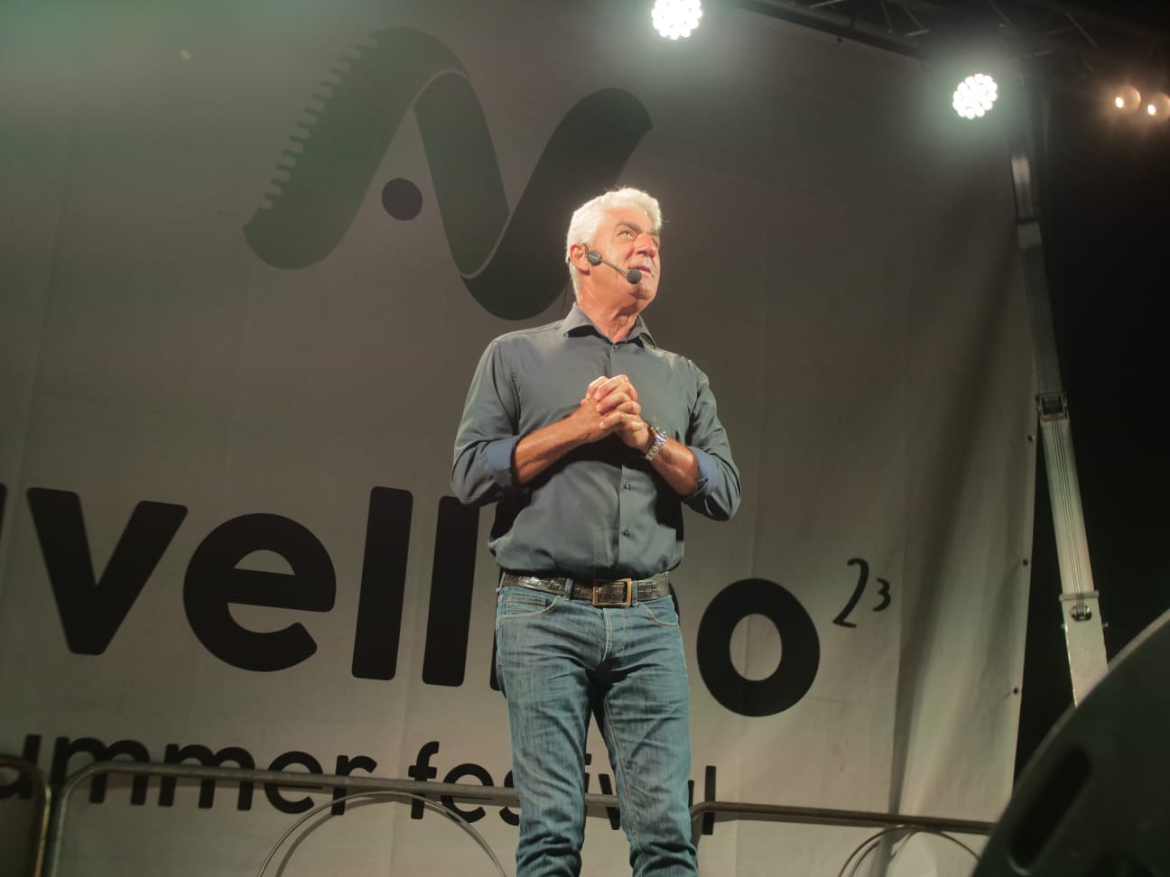 Avellino Summer Festival, Biagio Izzo spopola a Bellizzi. Weekend con Coma Cose, Rhove e NadaMas