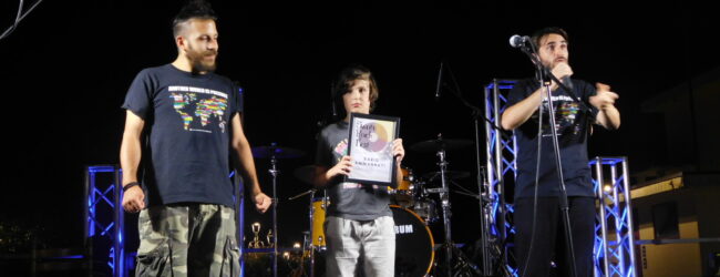 Ad Arpaise al Santu Rock Fest si è esibito il piccolo batterista Dario Ammannati originario del paese sannita