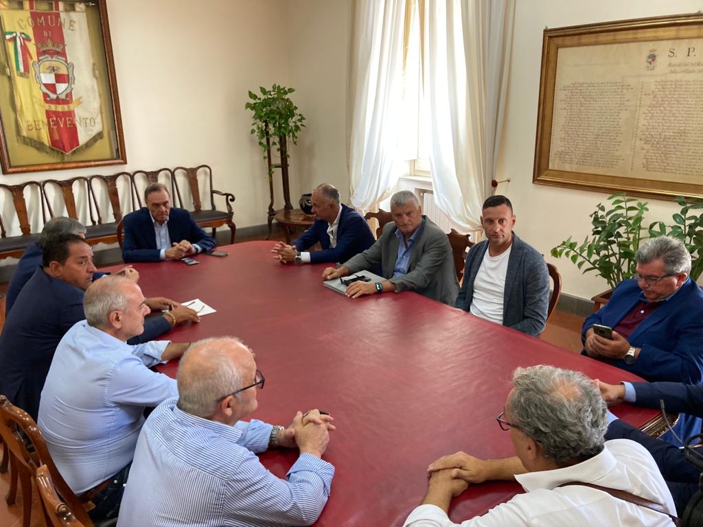 Alta Velocità, vertice dei sindaci: chiesto un incontro con la Regione