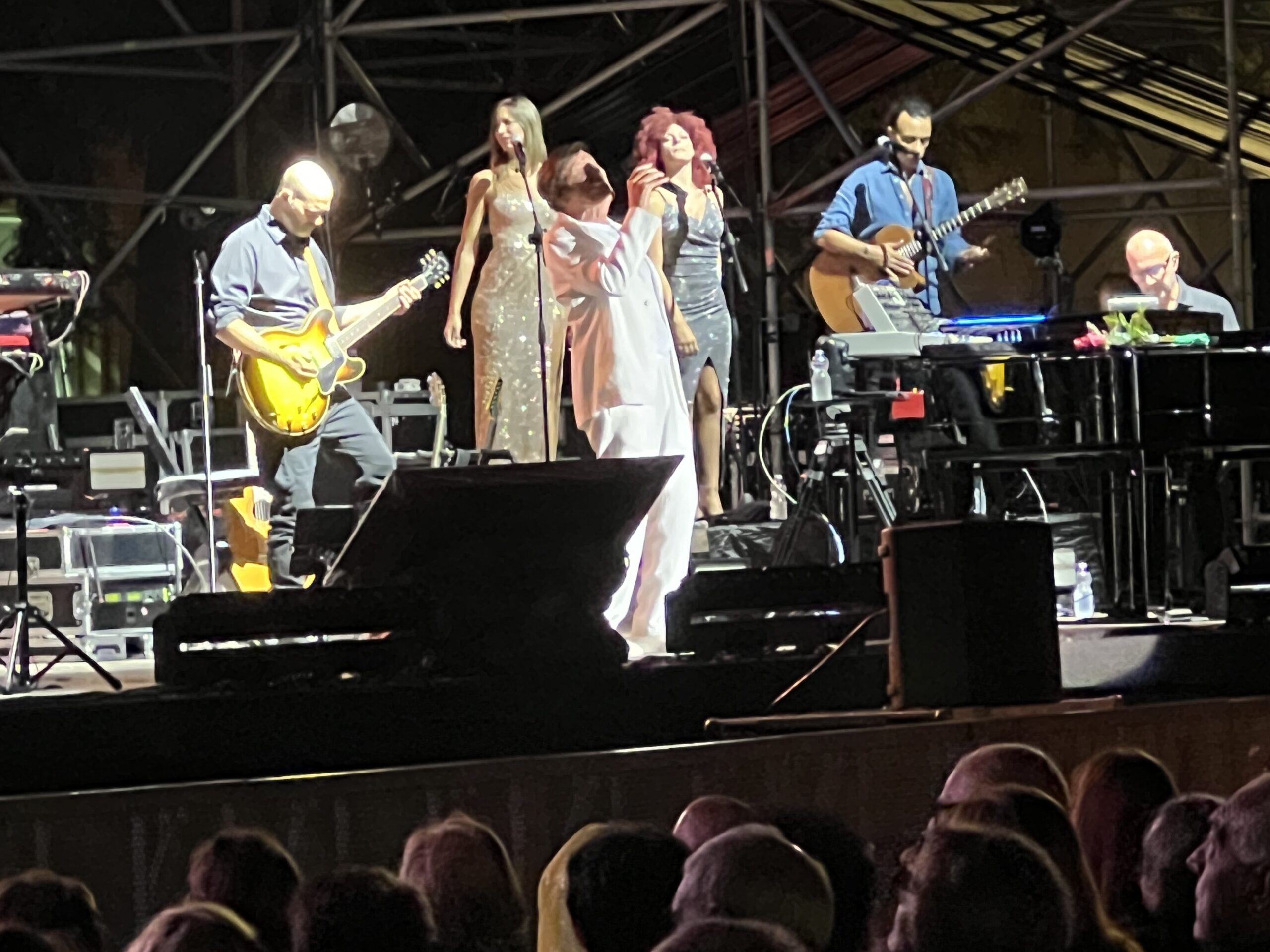 Morandi conquista tutti, successo a Piazza Risorgimento