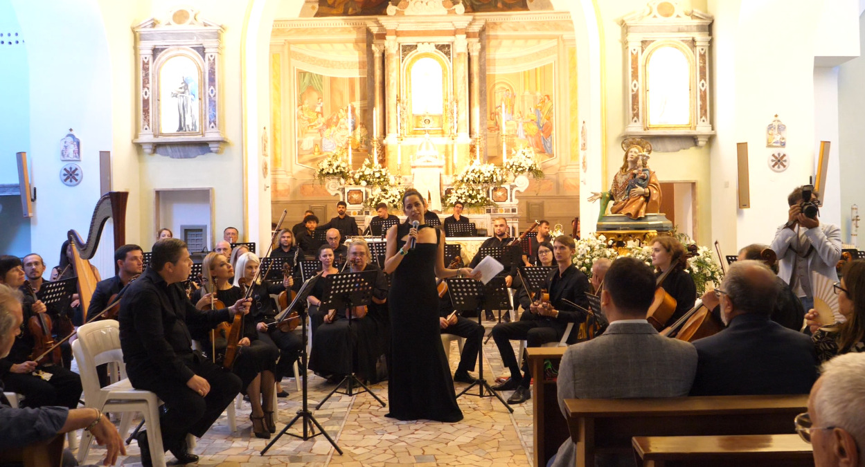 Ad Apollosa il Concerto dell’Orchestra Internazionale della Campania dedicato all’Ucraina