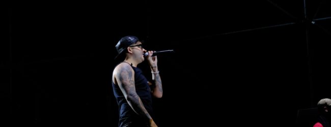 Concerto di Geolier, divieto di  vendita di bottiglie in vetro e alluminio