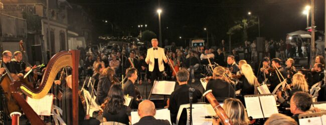 A San Nicola Manfredi, il “Gran Concerto Sinfonico” dell’Orchestra Internazionale della Campania