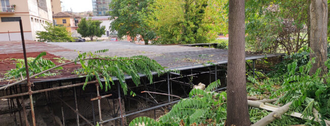 Corona: “Dopo la visita degli ispettori UNESCO ritrovati scheletri vicino l’Arco di Traiano e il Comune ripulisce l’area dell’Anfiteatro Romano”