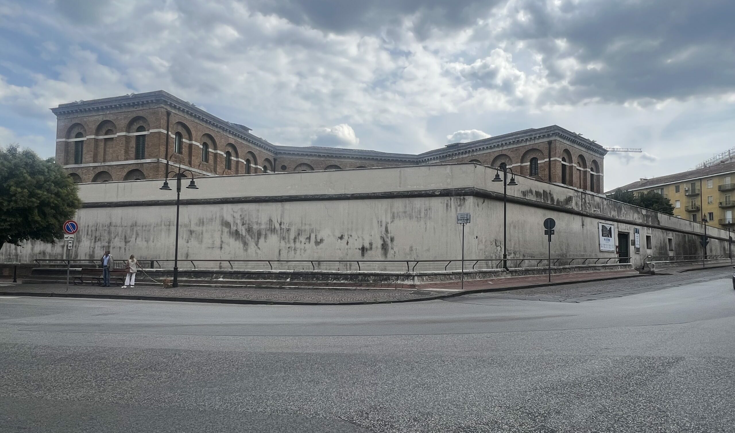 Asl Avellino: focus sul tumore della mammella venerdi 8 Marzo specialisti a confronto al Carcere Borbonico