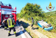 Montoro| Incidente sul raccordo Av-Sa, auto in bilico sulla scarpata: 35enne trasportata al Moscati