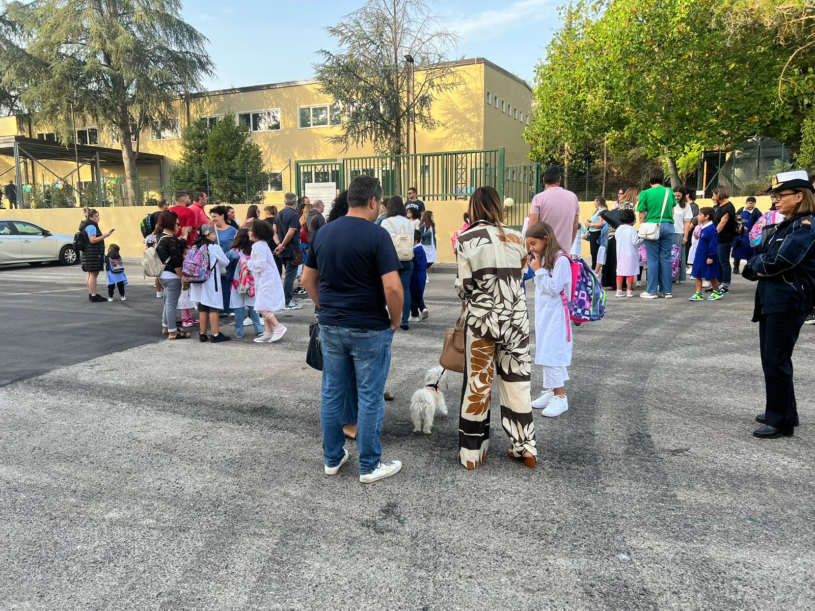 Cattivi odori scuola Pacevecchia, l’opposizione: rendere pubbliche analisi dell’aria
