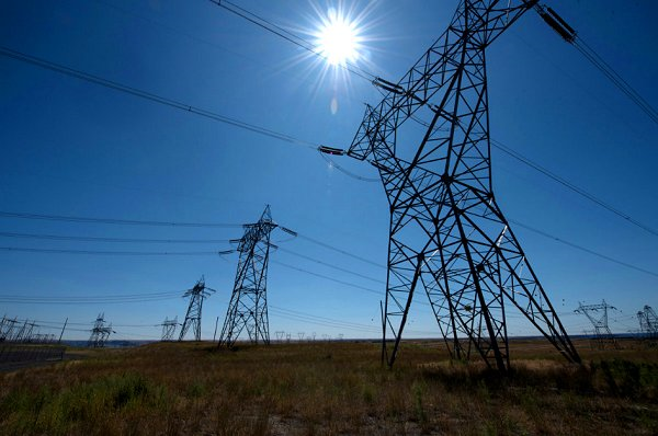 No al nuovo elettrodotto Terna: il coordinamento dei Comuni di Tufo, Santa Paolina e Montefusco lancia la petizione