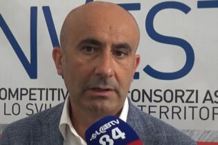 Il Comune di San Martino Valle Caudina invita il Teatro Sannazaro per uno spettacolo solidale nell’estate 2026