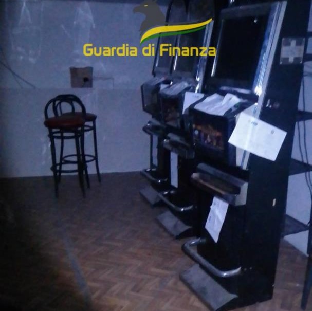 Avellino| Sequestrati apparecchi da gioco non conformi in due sale scommesse