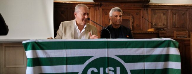 La Cisl alle imprese: “aggiungi un posto al tavolo”