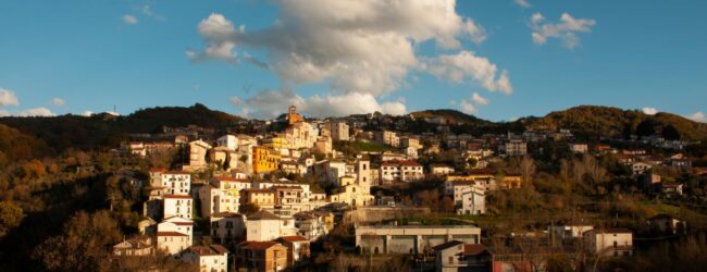 A Castelfranci il Premio “Vino Amore e Poesia”: domenica la cerimonia di consegna