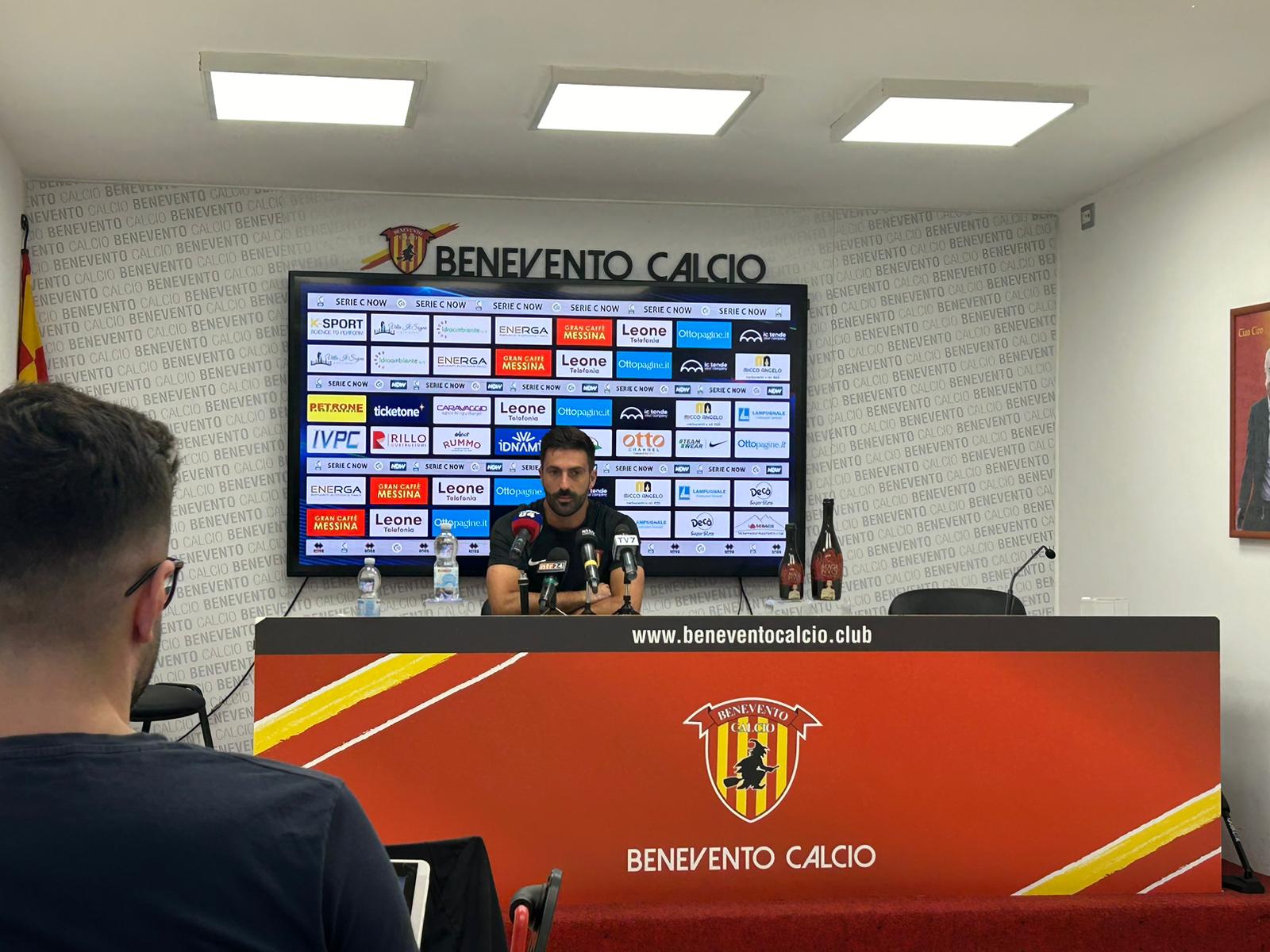 Benevento, Andreoletti: “Le partite non si vincono con il curriculum. Dobbiamo capire che siamo in Serie C”