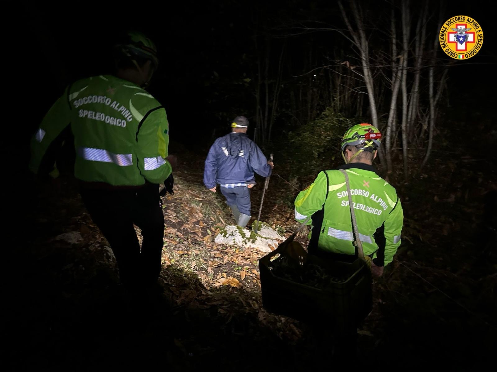 Montemarano| Si perde mentre va a cercare funghi, 67enne recuperato dal Soccorso Alpino e Speleologico