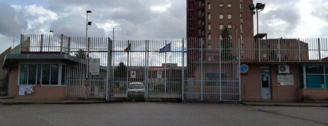 Operazione Antidroga al carcere di Benevento. Cane poliziotto scova 200 dosi di hashish nascoste sotto il muro di cinta