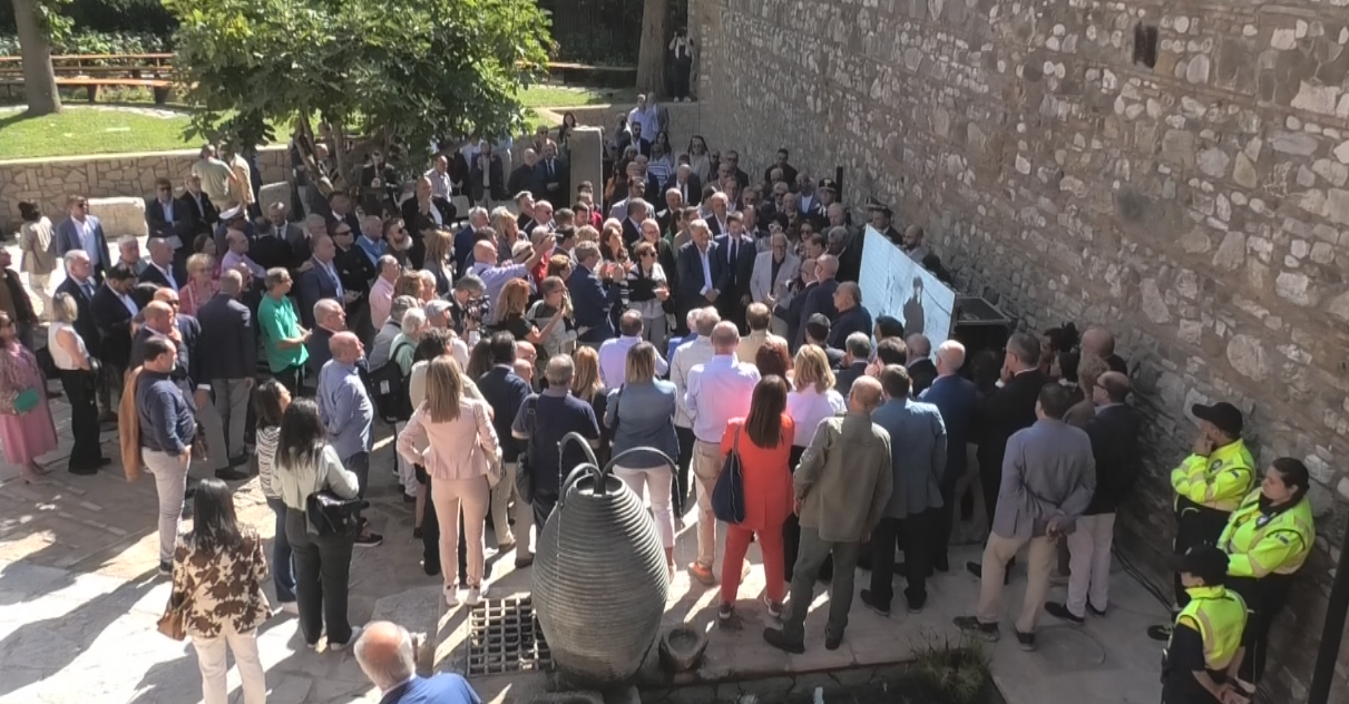 Sangiuliano riapre l’Hortus Conclusus e dispensa promesse