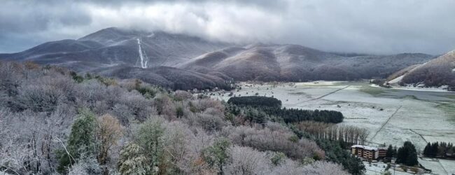 Freddo e neve: ecco i primi fiocchi in Irpinia e nel Sannio.