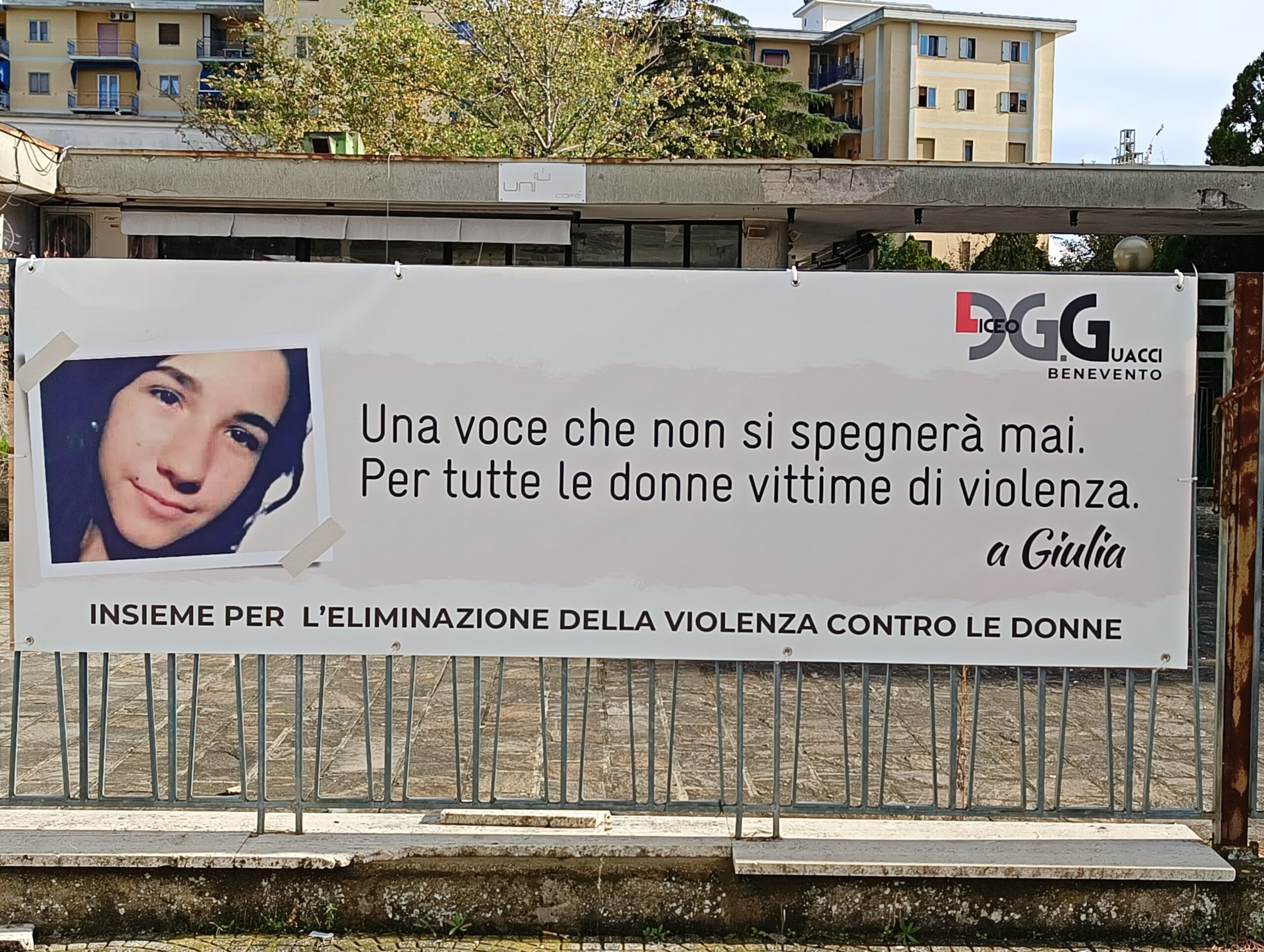 Al Liceo “Guacci” un minuto di silenzio in ricordo di Giulia Cecchettin
