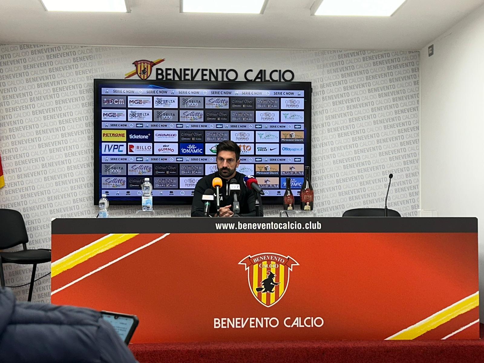 Benevento, Andreoletti: “Chi gioca oggi onora la maglia. Prima delle mie idee viene il bene della squadra”