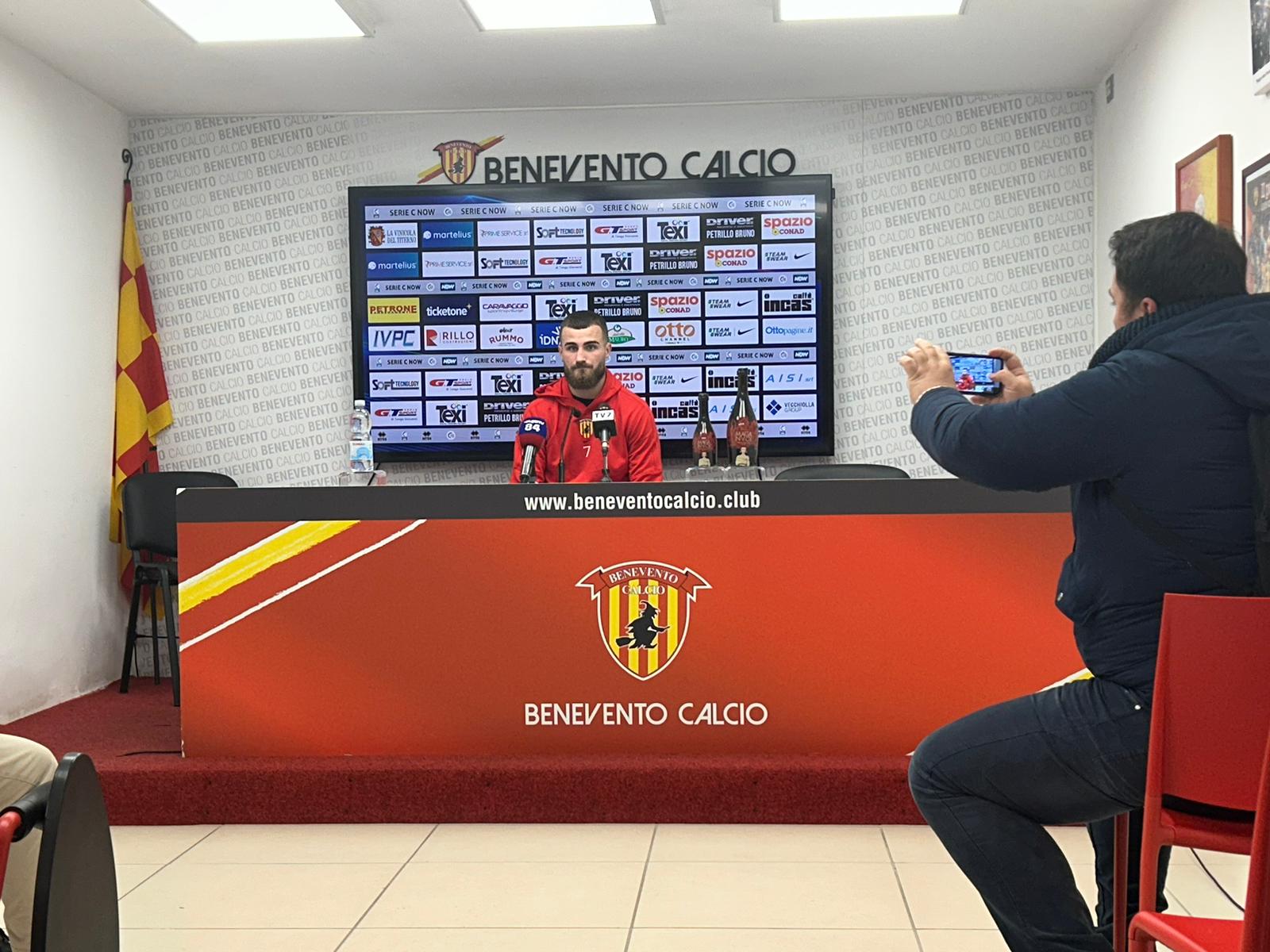 Benevento, Karic: “Buona prestazione, peccato per il pari. Guardiamo avanti, il campionato è una maratona”