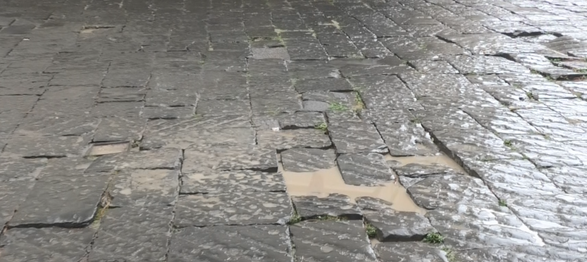 Basoli di Via Annunziata, si sbloccano i lavori