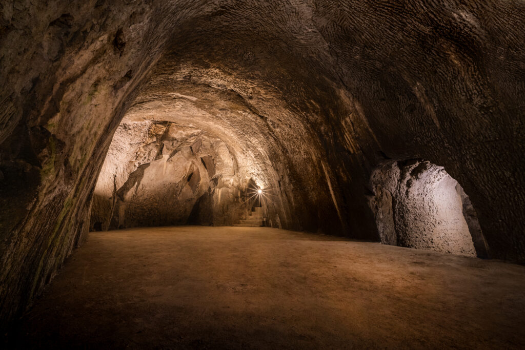 “Avellino sotterranea”, ultimi posti disponibili per la visita guidata nel cuore della città antica