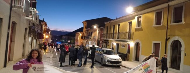 A Cerreto Sannita una fiaccolata contro la violenza sulle donne