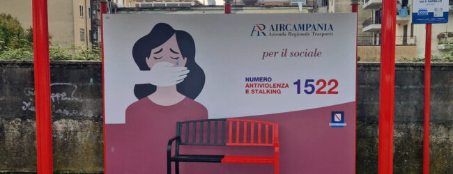 Avellino| Campagna contro la violenza sulle donne, l’Air Campania dedica una pensilina al 1522