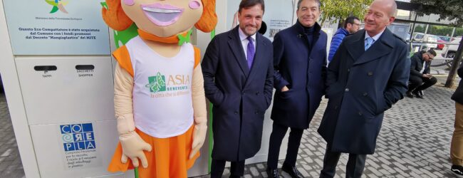 Benevento, inaugurata la macchina Mangiaplastica. L’assessore Rosa: “Sinonimo di civiltà”