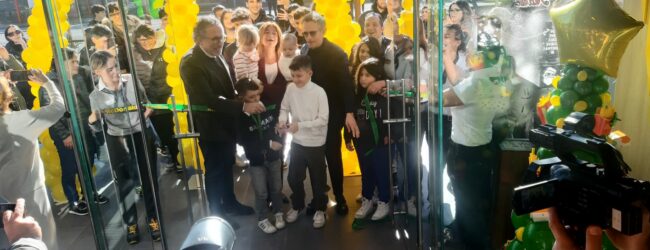Avellino| Inaugurata la galleria commerciale dell’autostazione Air, Acconcia: dopo il McDonald’s, presto tante altre attività