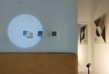 Il 17 dicembre inaugurazione della mostra “Guardando la luna” con gli artisti Peppe Leone e Max Coppeta