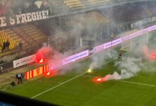 Derby, un turno di squalifica per la Curva Sud dell’Avellino. Ammenda anche per il Benevento