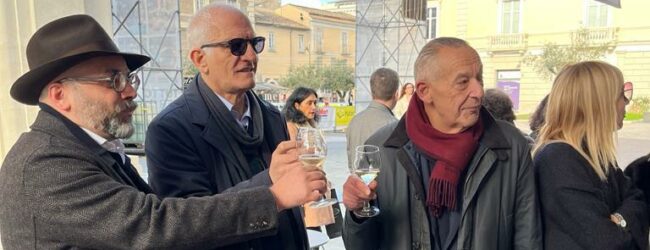 Abbate alla conferenza stampa del PD