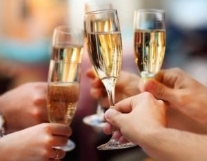 Avellino| Brindisi della Vigilia e San Silvestro, Festa chiude le strade della movida