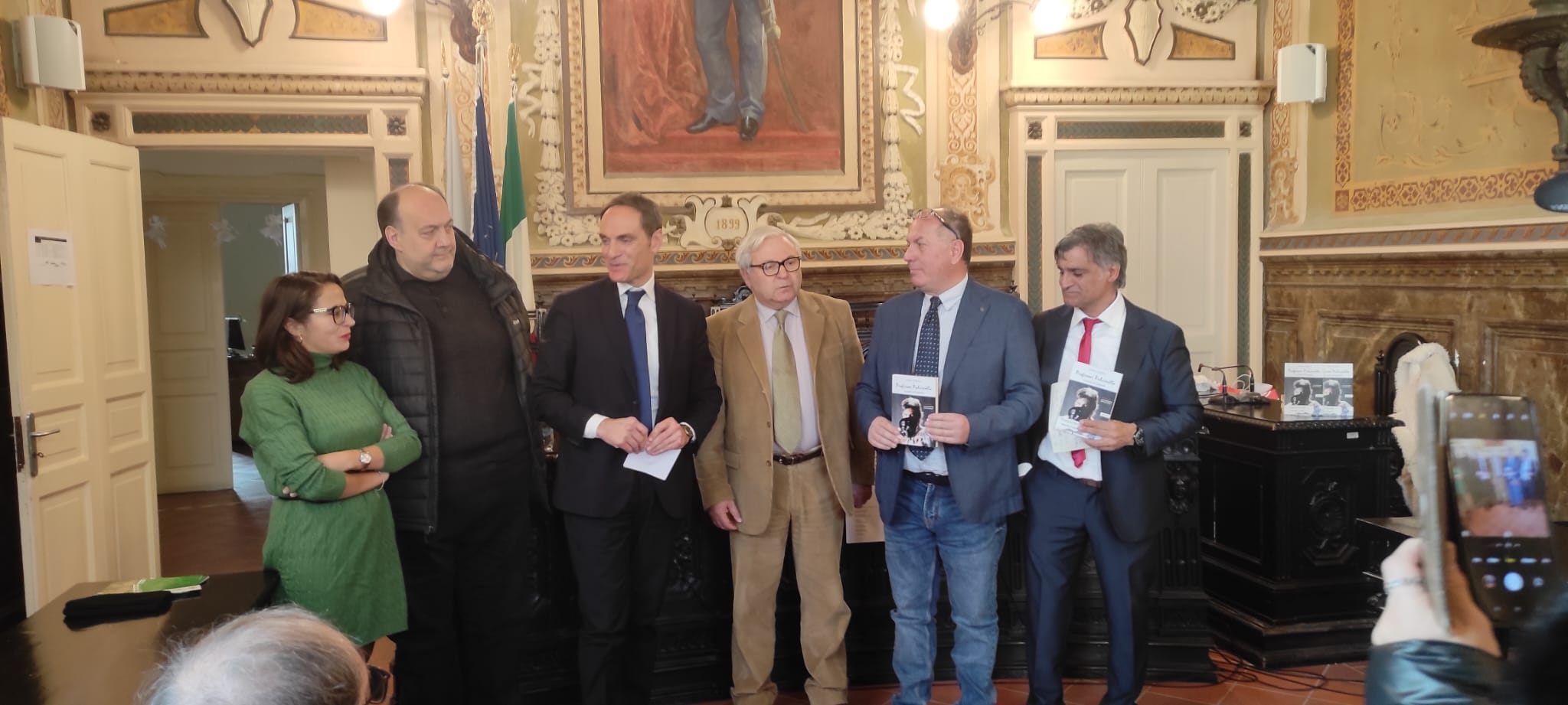 Sant’Agata De’Goti, successo per la presentazione del libro “Professor Pulcinella lezione di legalità”