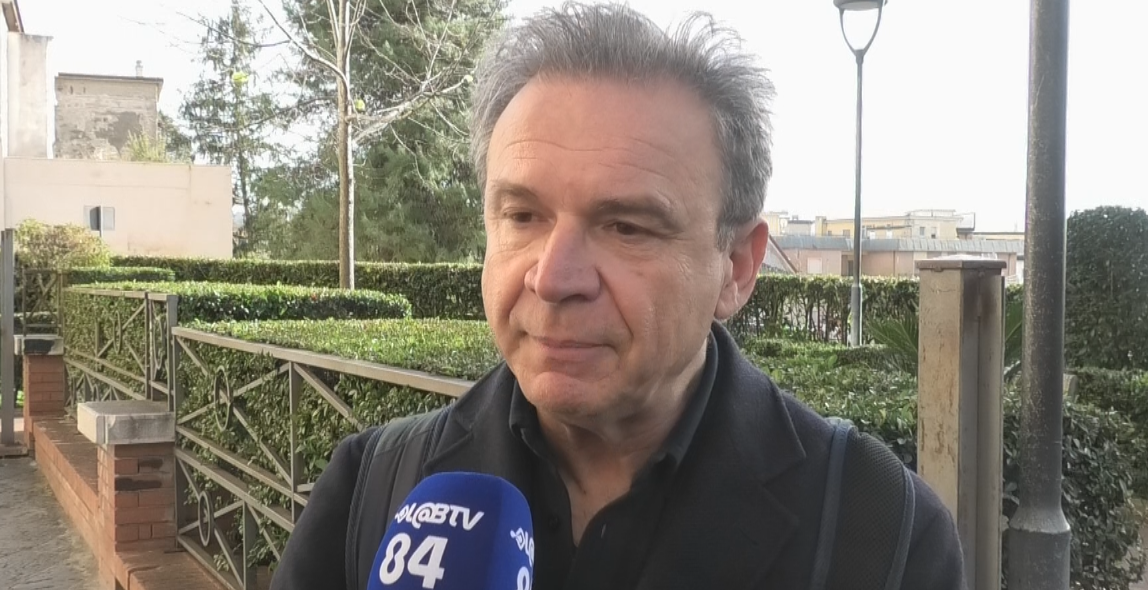 Malies e Infopoint, il Comune suona la carica