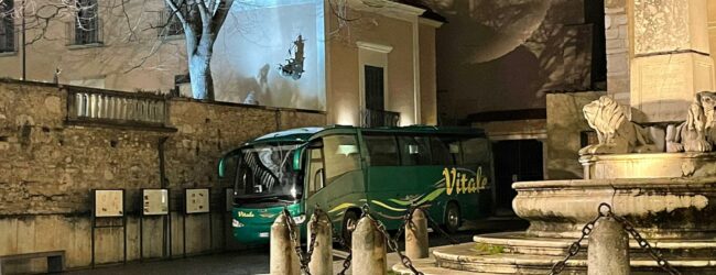 Che ci fa un bus a Santa Sofia?