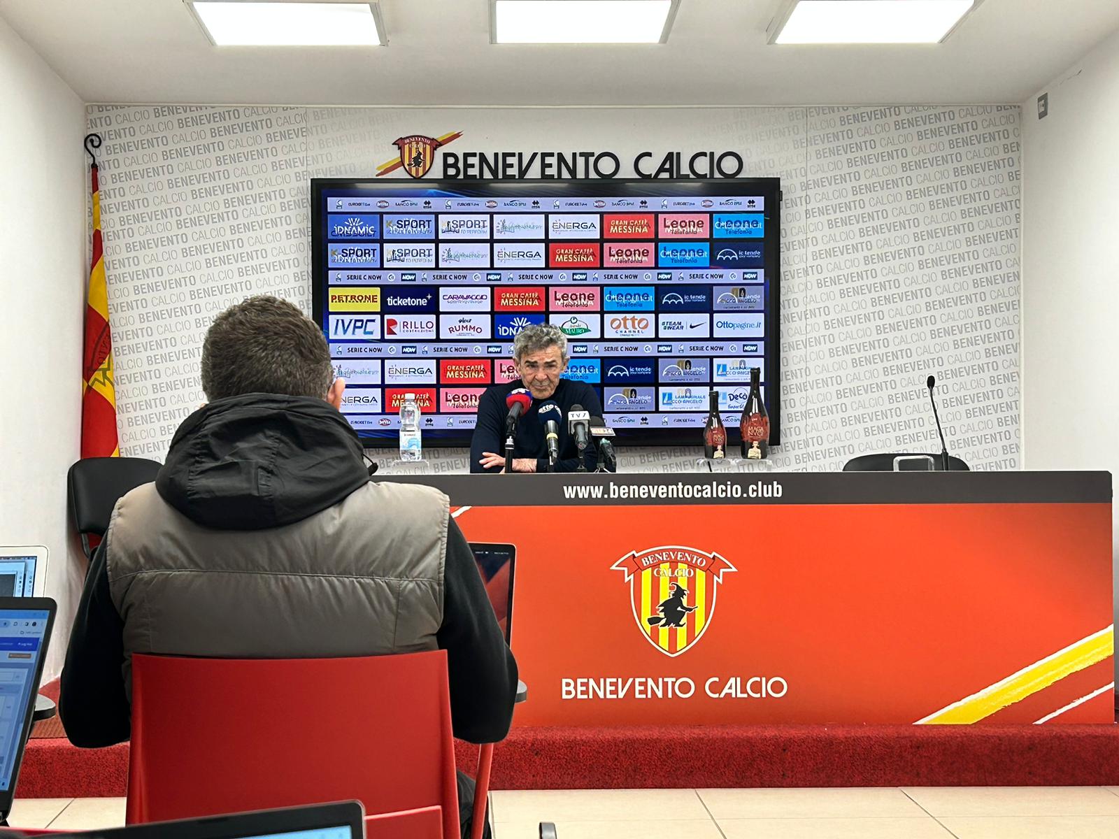 Benevento, Auteri: “La classifica la fa il campo non le chiacchiere. Attacco rinforzato, tutti avranno spazio”