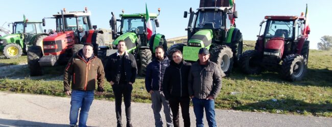 Una notte nel trattore, continua la protesta degli agricoltori sanniti