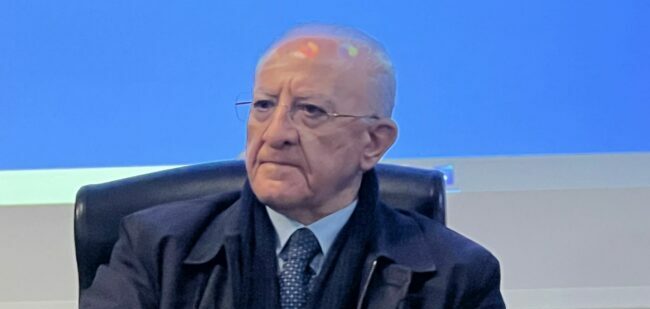 Un sistema robotizzato per la gestione dei farmaci:  il Presidente De Luca alla Città ospedaliera  per visitare il nuovo impianto di alta tecnologia